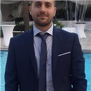 Laureato in Economia con specializzazione in Management offre lezioni di matematica per studenti di ogni grado